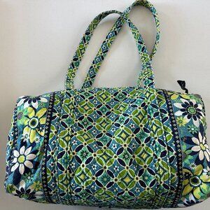 Vera Bradley Retired Daisy Daisy Duffel